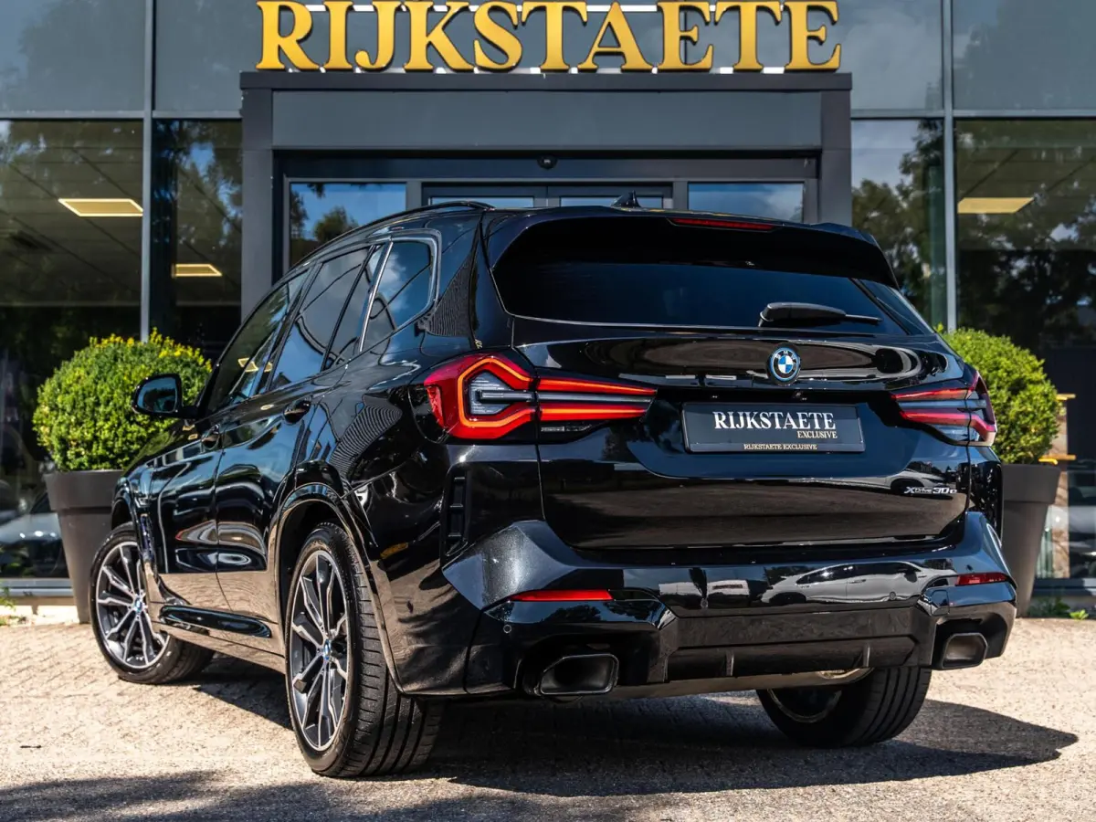 xDrive30e M-SPORT|360° CAMERA|ACC|20''|SFEERV.