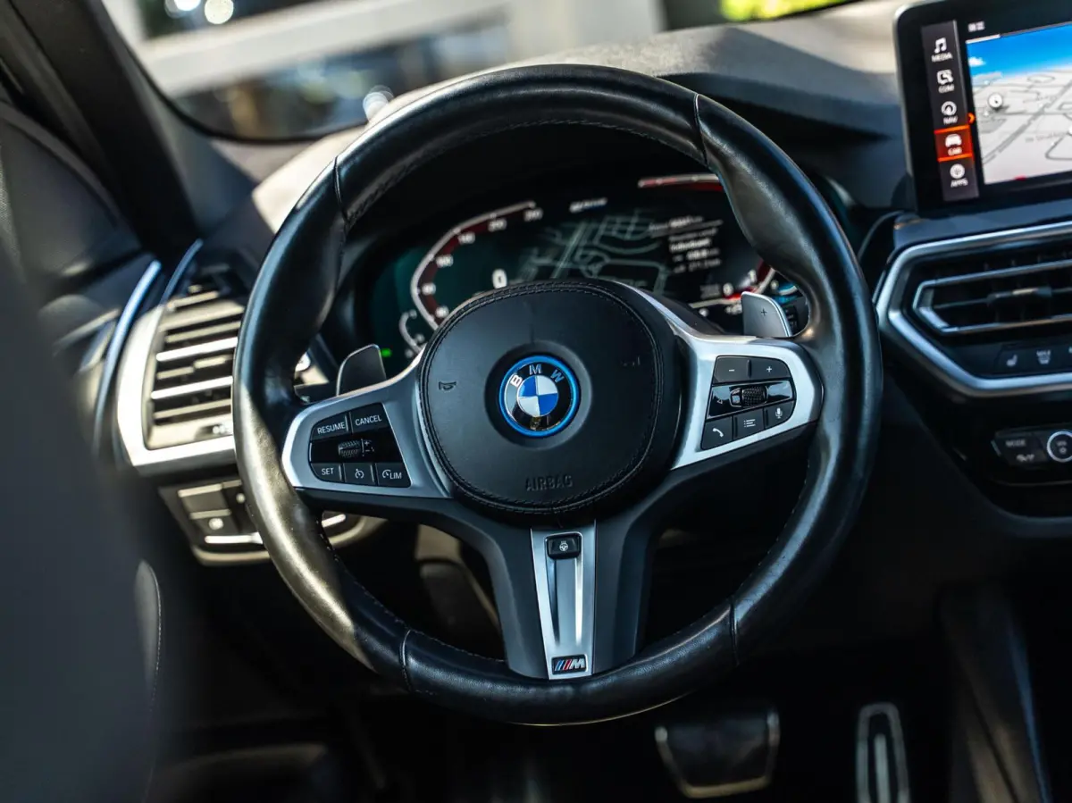xDrive30e M-SPORT|360° CAMERA|ACC|20''|SFEERV.