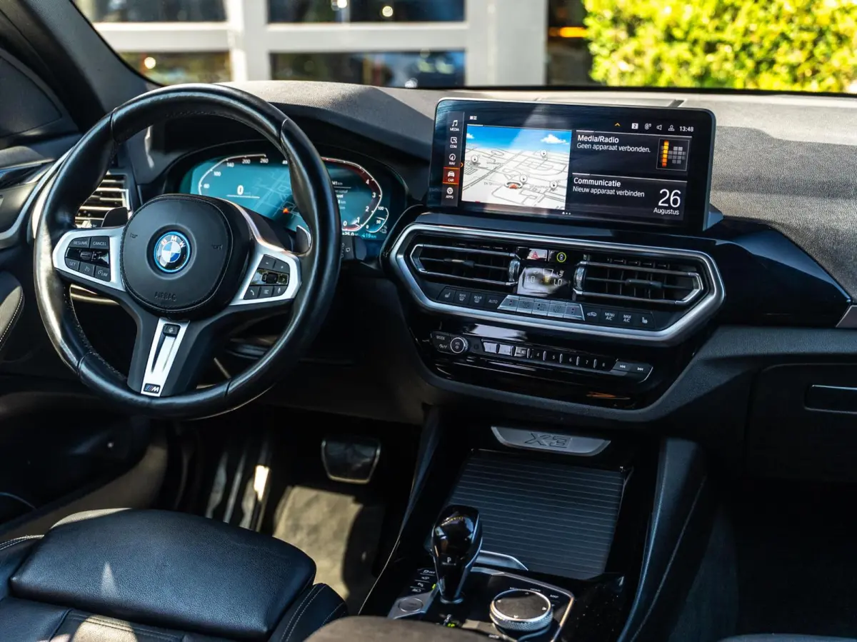 xDrive30e M-SPORT|360° CAMERA|ACC|20''|SFEERV.