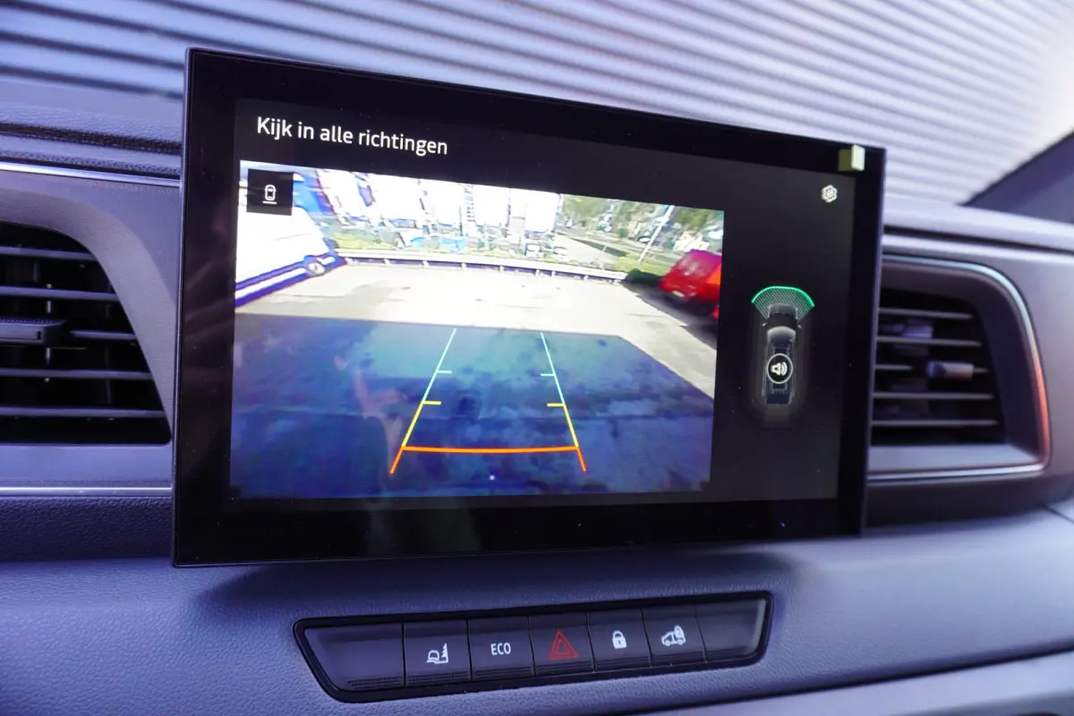T35 L3H2 Extra long range 87 kWh 420km Range WLTP Trekhaak Tacho Apple Carplay Camera Cruise control Parkeersensoren