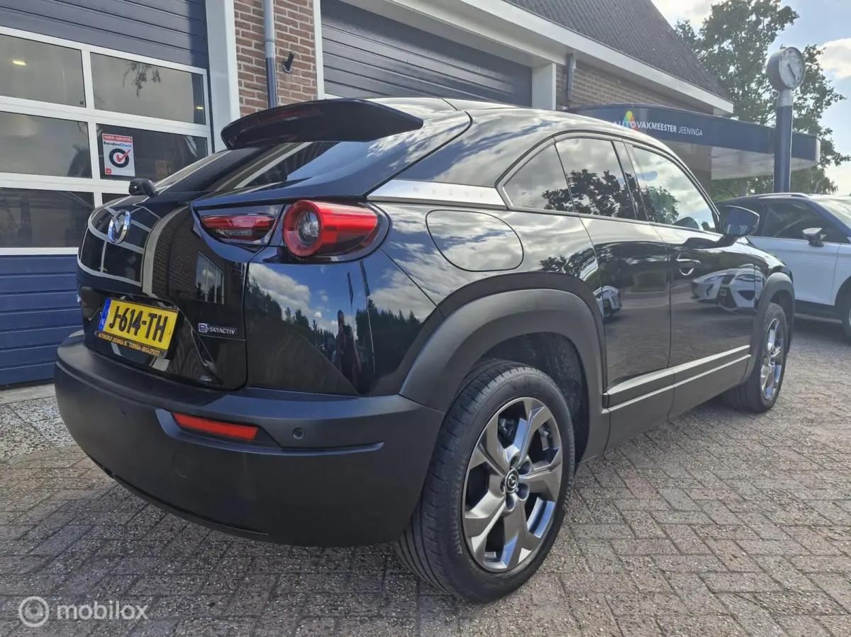 e-SkyActiv 145 First Edition 36 kWh
