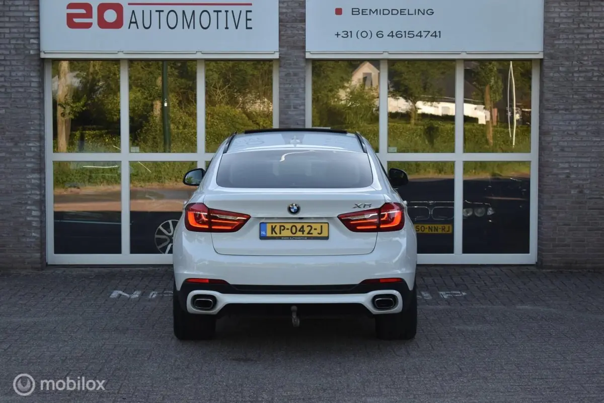 XDrive40d High Executive NLauto Weinig eigenaar Standkachel Pano