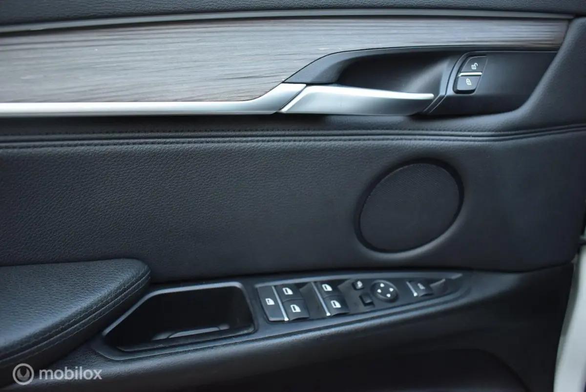 XDrive40d High Executive NLauto Weinig eigenaar Standkachel Pano