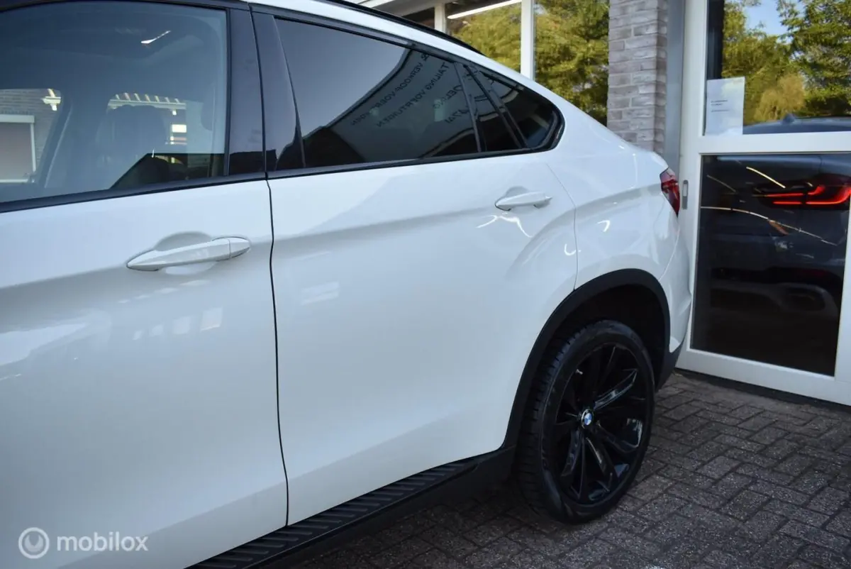 XDrive40d High Executive NLauto Weinig eigenaar Standkachel Pano