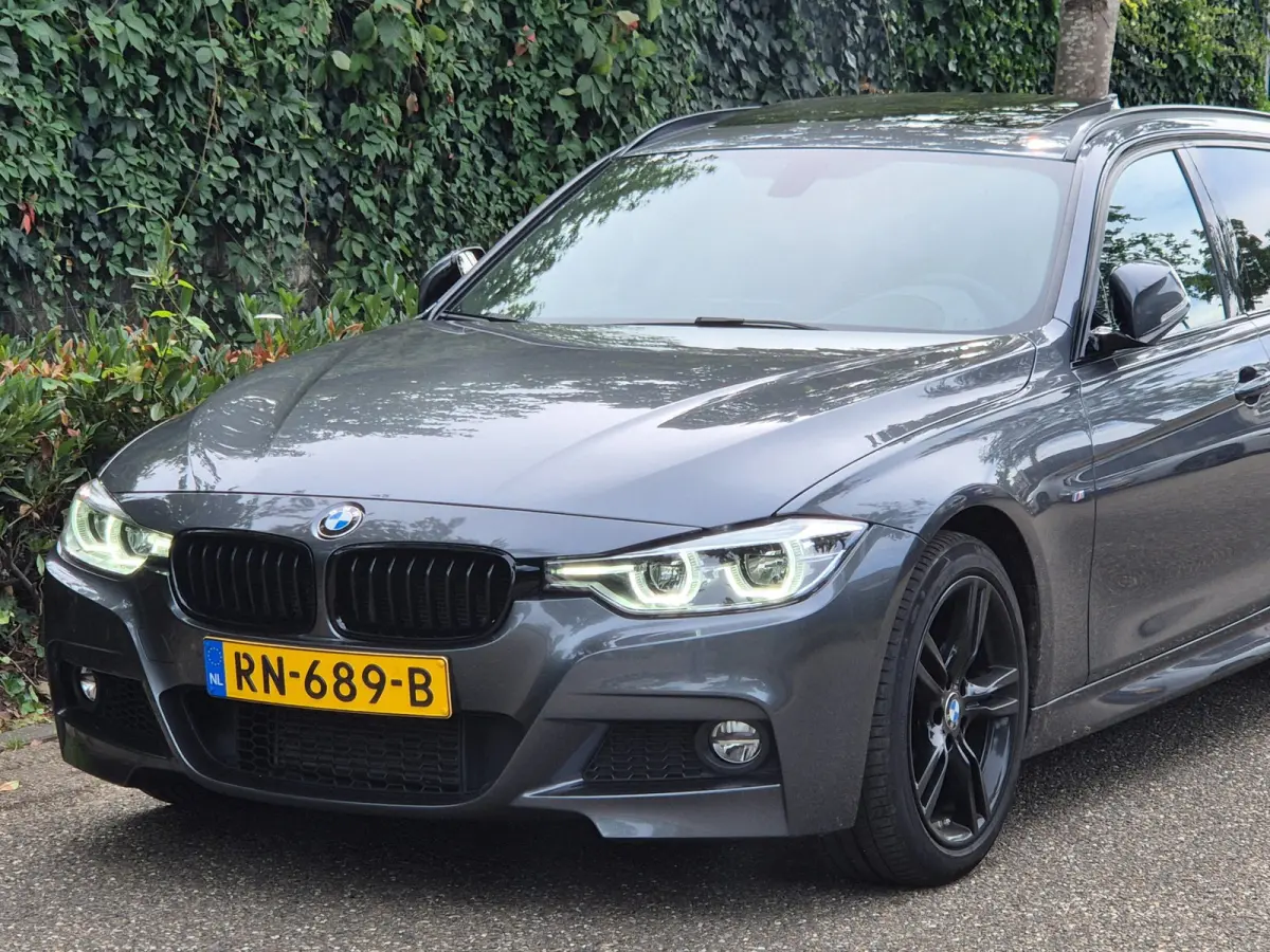 M Sport PANO HUD Apple CarPlay Trekhaak Alcantara HiFi Inklapbare spiegels NAP Corporate Lease Executive