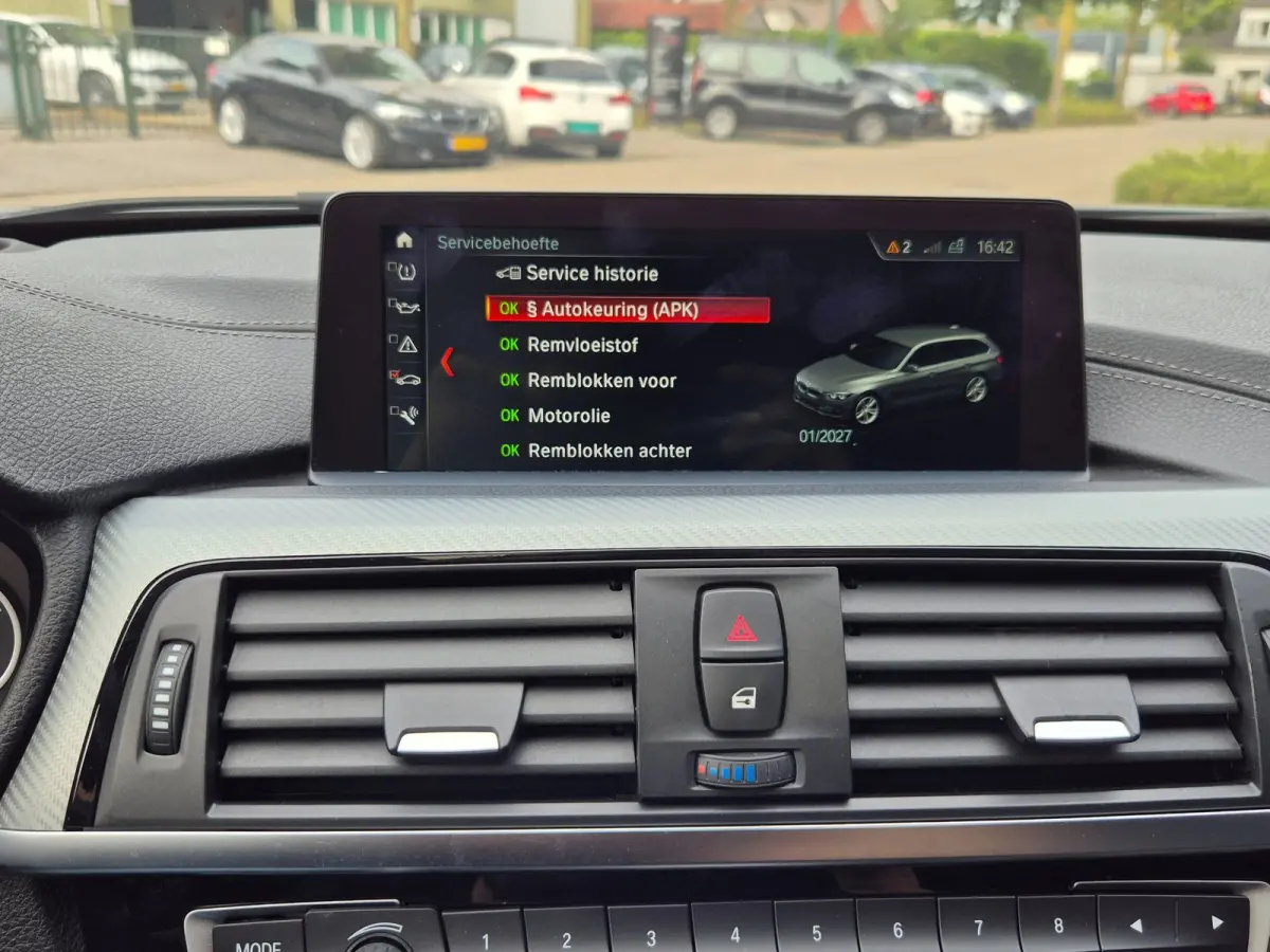 M Sport PANO HUD Apple CarPlay Trekhaak Alcantara HiFi Inklapbare spiegels NAP Corporate Lease Executive