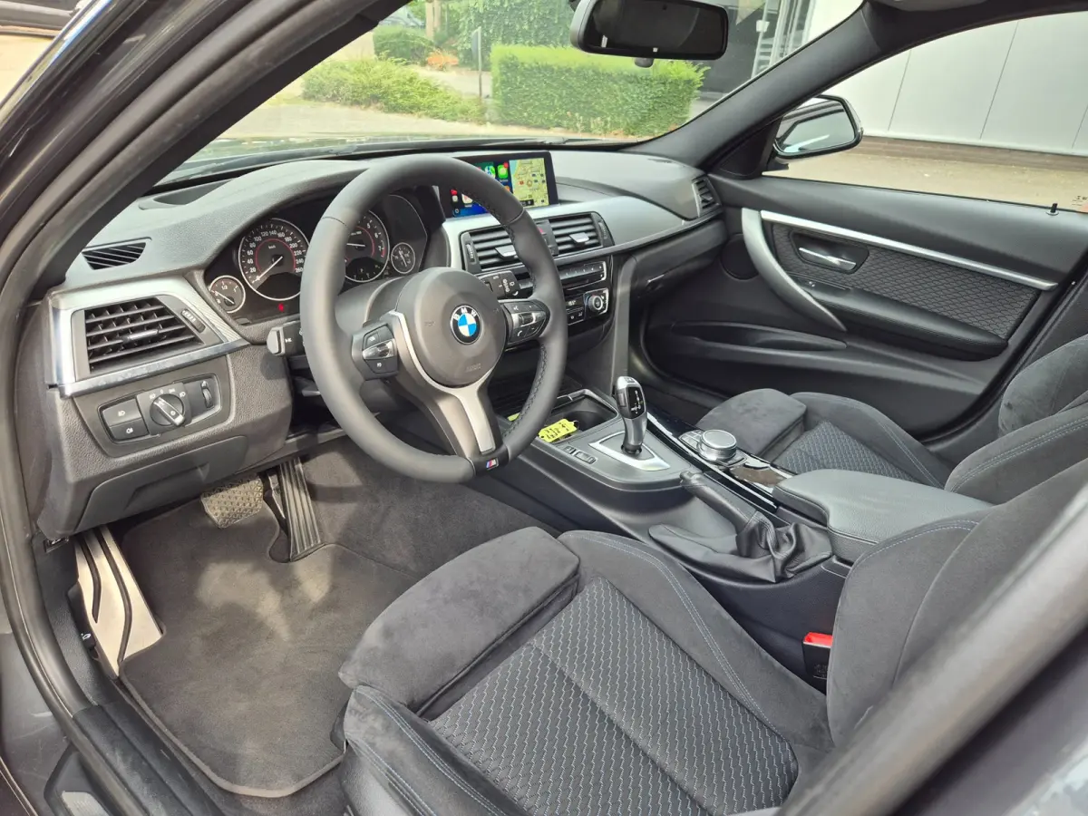 M Sport PANO HUD Apple CarPlay Trekhaak Alcantara HiFi Inklapbare spiegels NAP Corporate Lease Executive
