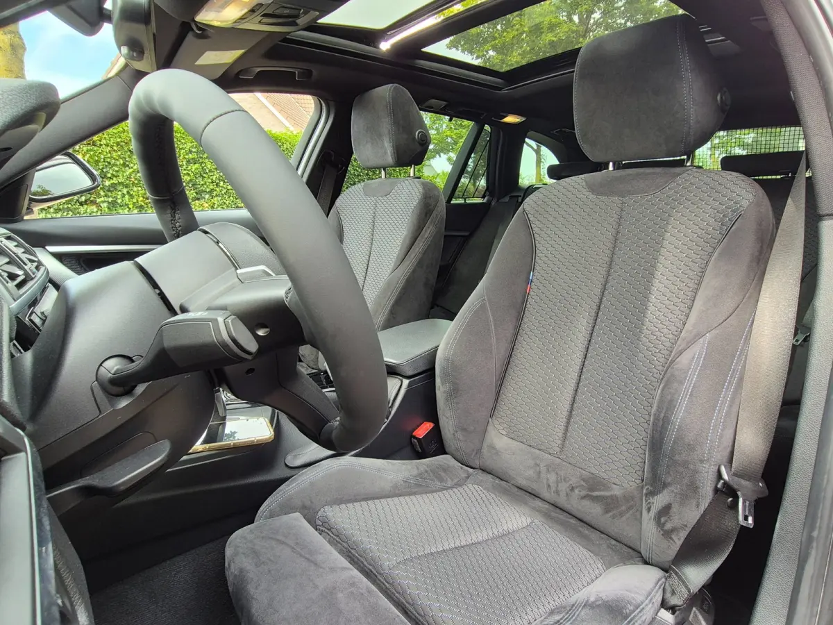 M Sport PANO HUD Apple CarPlay Trekhaak Alcantara HiFi Inklapbare spiegels NAP Corporate Lease Executive