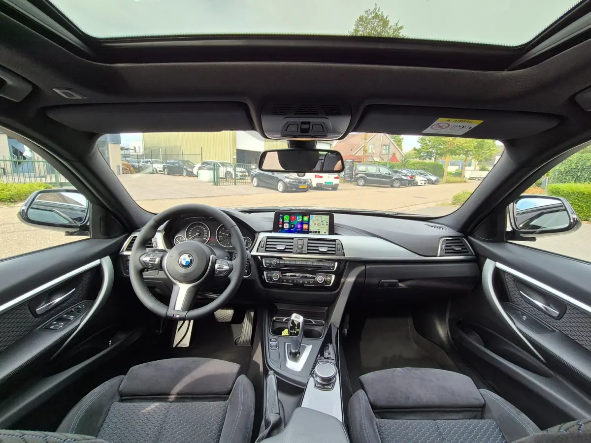 M Sport PANO HUD Apple CarPlay Trekhaak Alcantara HiFi Inklapbare spiegels NAP Corporate Lease Executive