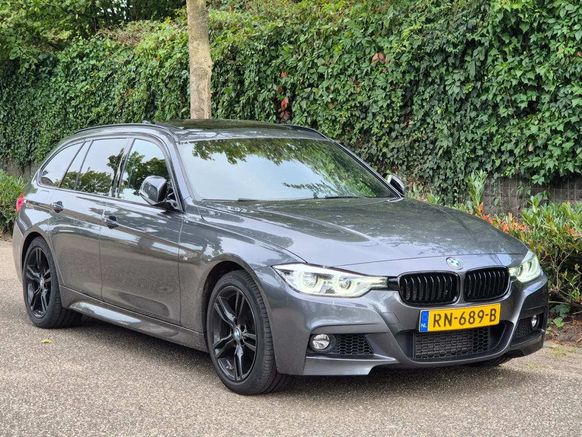 M Sport PANO HUD Apple CarPlay Trekhaak Alcantara HiFi Inklapbare spiegels NAP Corporate Lease Executive