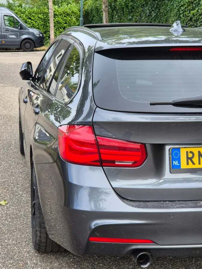 M Sport PANO HUD Apple CarPlay Trekhaak Alcantara HiFi Inklapbare spiegels NAP Corporate Lease Executive