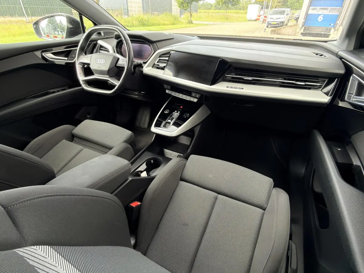 40 Launch edition Advanced Plus 77 kWh 1e eig|Carplay|Warmtepomp|Dealer OH|