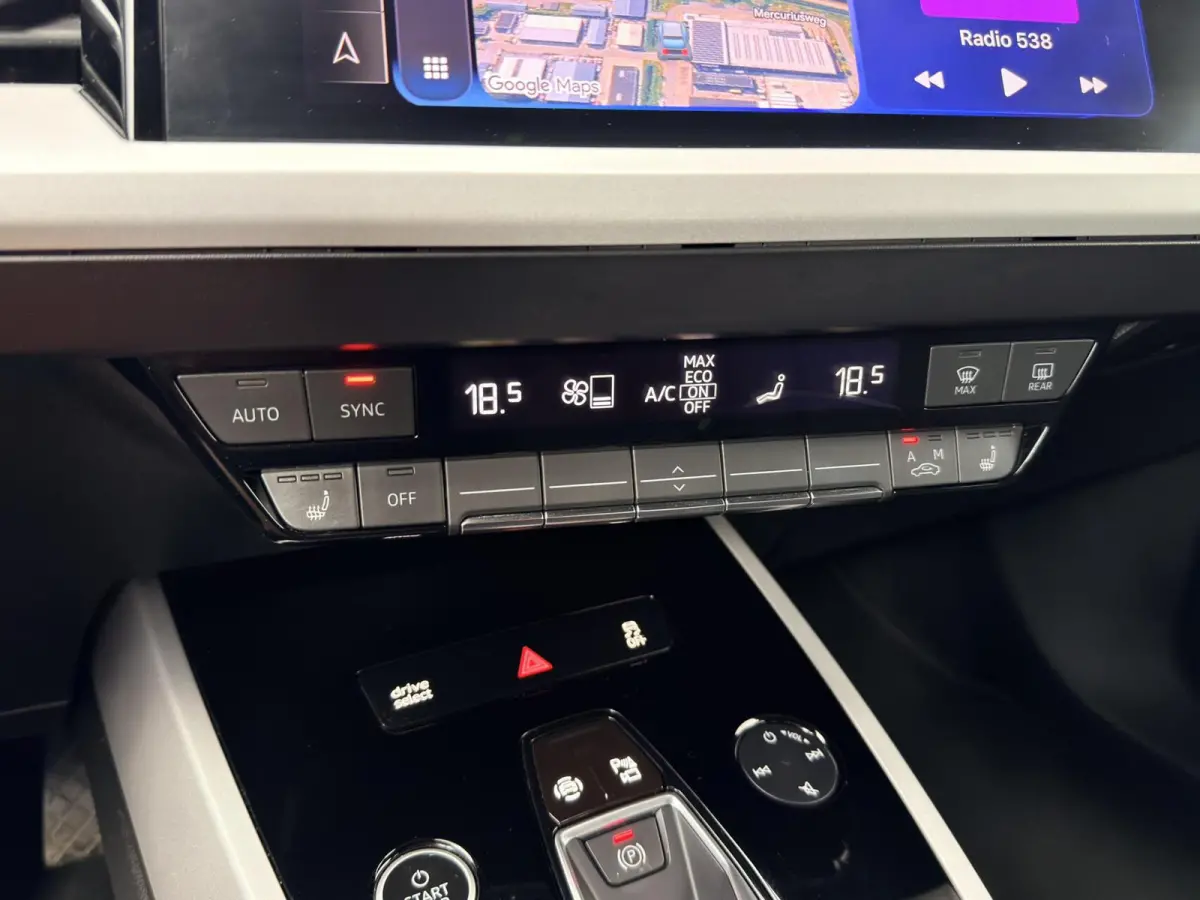 40 Launch edition Advanced Plus 77 kWh 1e eig|Carplay|Warmtepomp|Dealer OH|