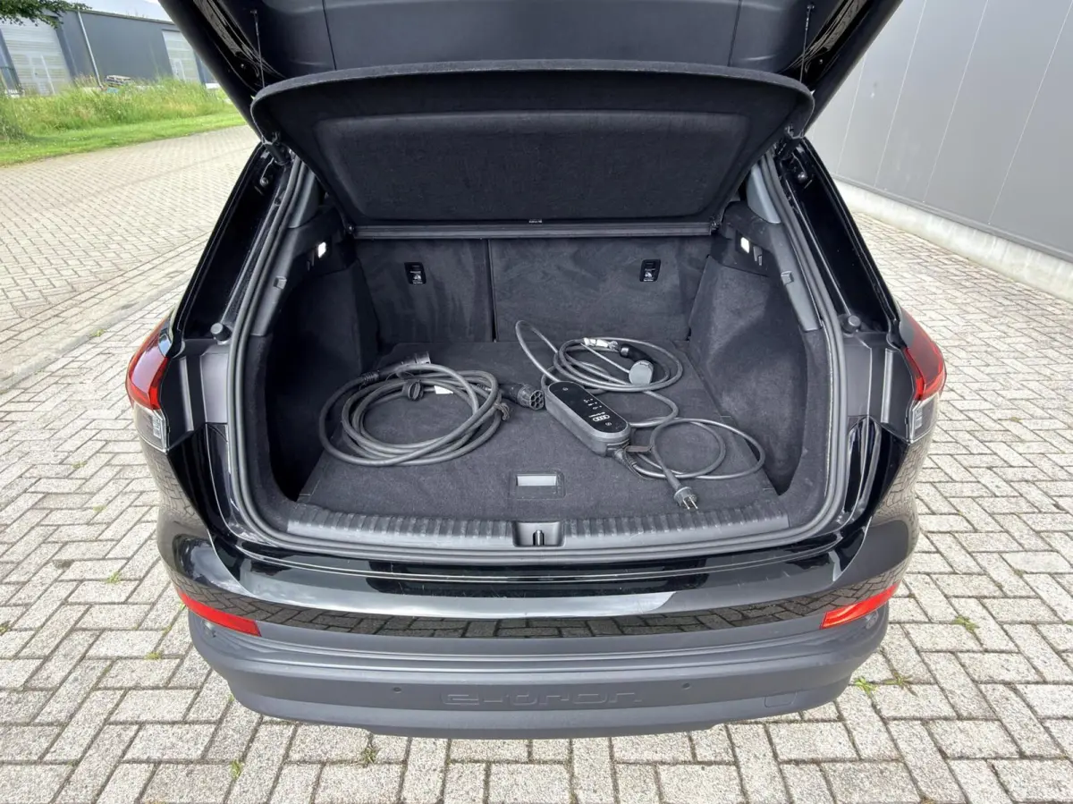 40 Launch edition Advanced Plus 77 kWh 1e eig|Carplay|Warmtepomp|Dealer OH|