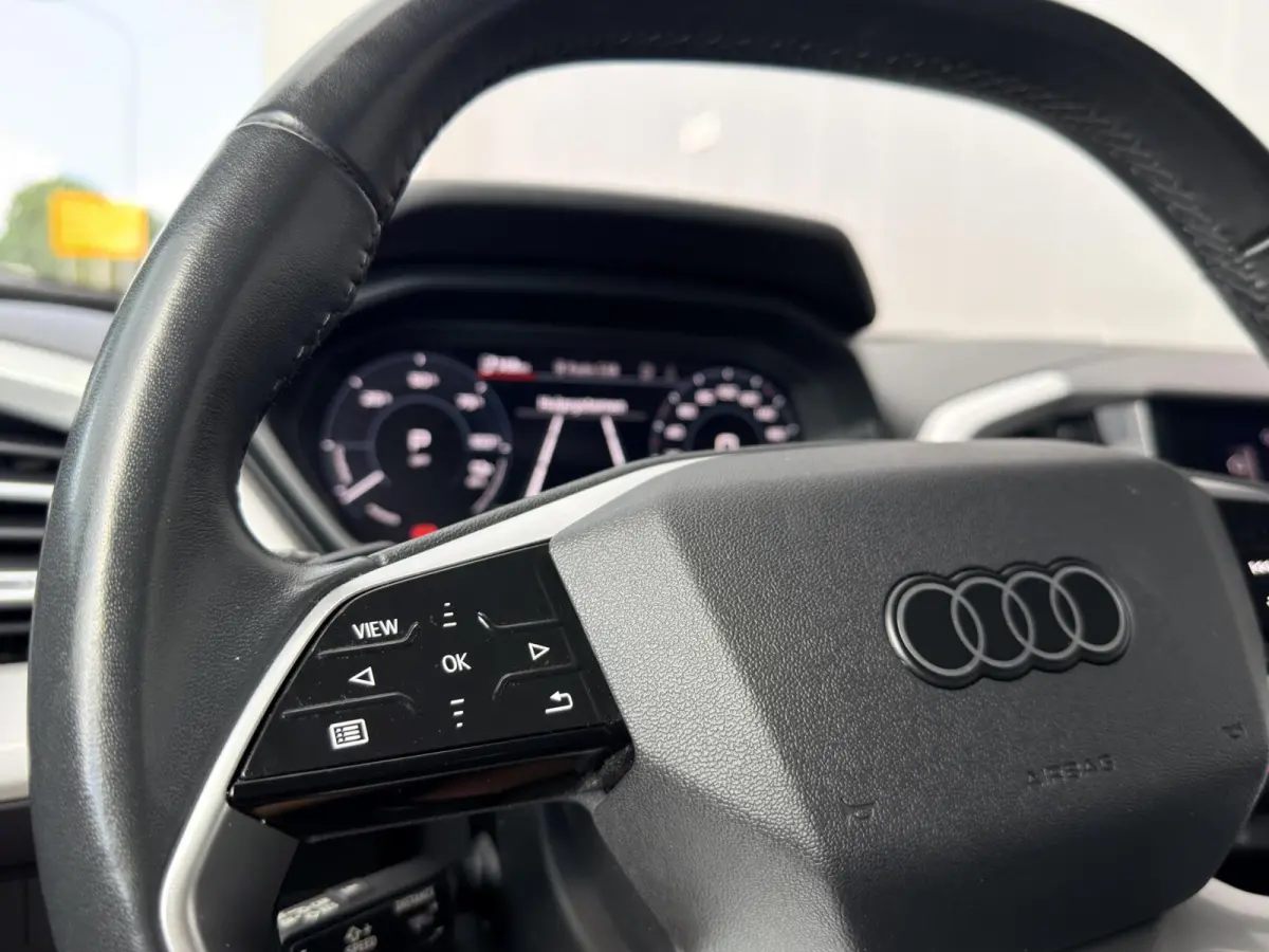 40 Launch edition Advanced Plus 77 kWh 1e eig|Carplay|Warmtepomp|Dealer OH|