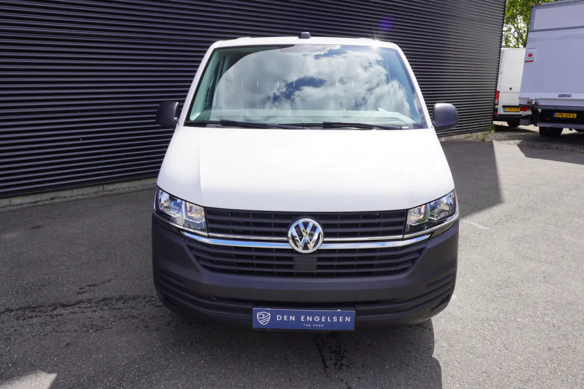 2.0 TDI L1H1 28 110pk Trekhaak Navigatie Apple Carplay Parkeersensoren Achterklep Airco