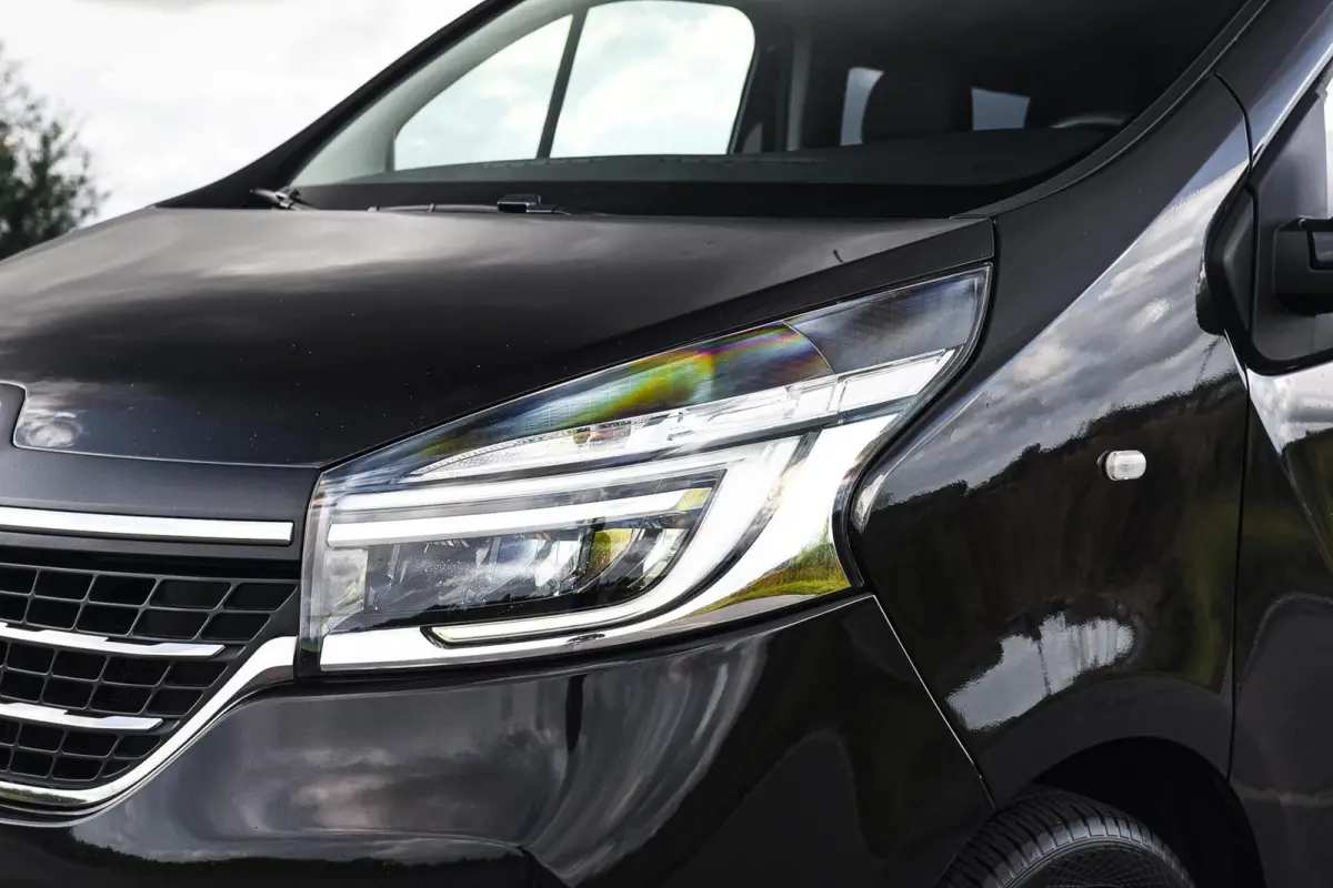 bestel 2.0 dCi 145 T29 L2H1 DC Luxe