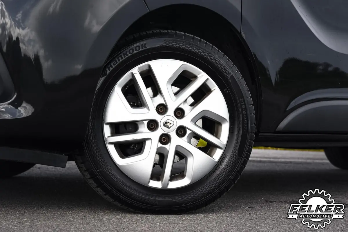 bestel 2.0 dCi 145 T29 L2H1 DC Luxe