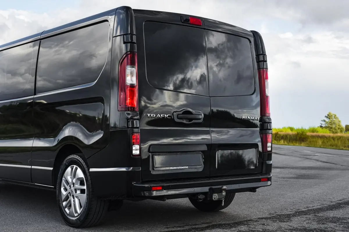 bestel 2.0 dCi 145 T29 L2H1 DC Luxe