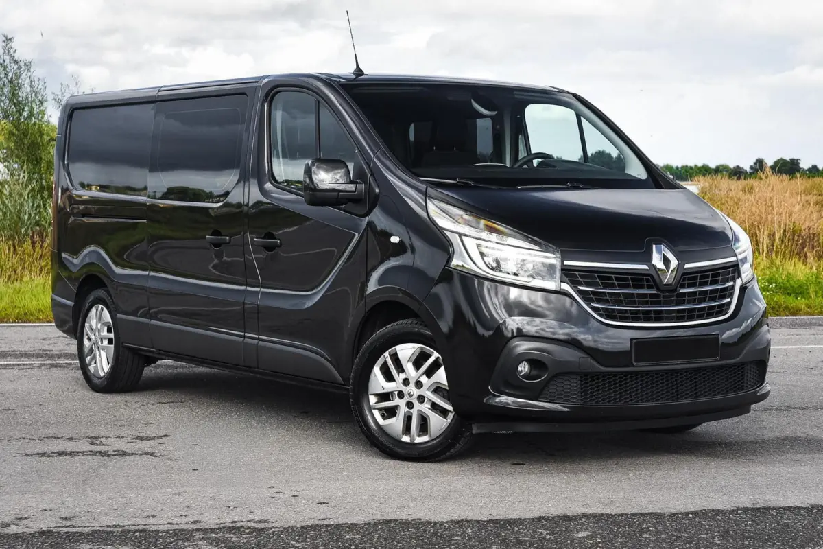 bestel 2.0 dCi 145 T29 L2H1 DC Luxe