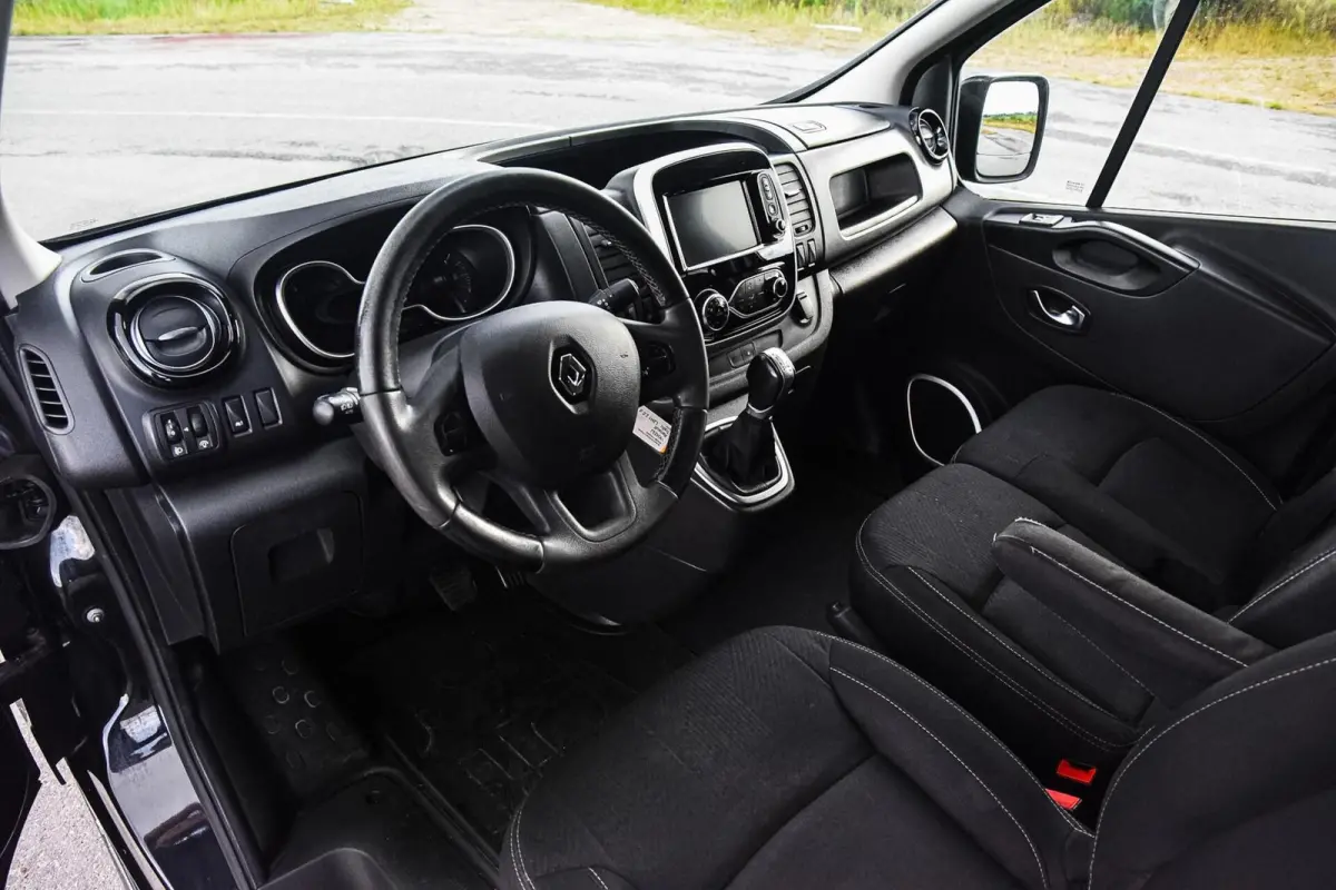 bestel 2.0 dCi 145 T29 L2H1 DC Luxe