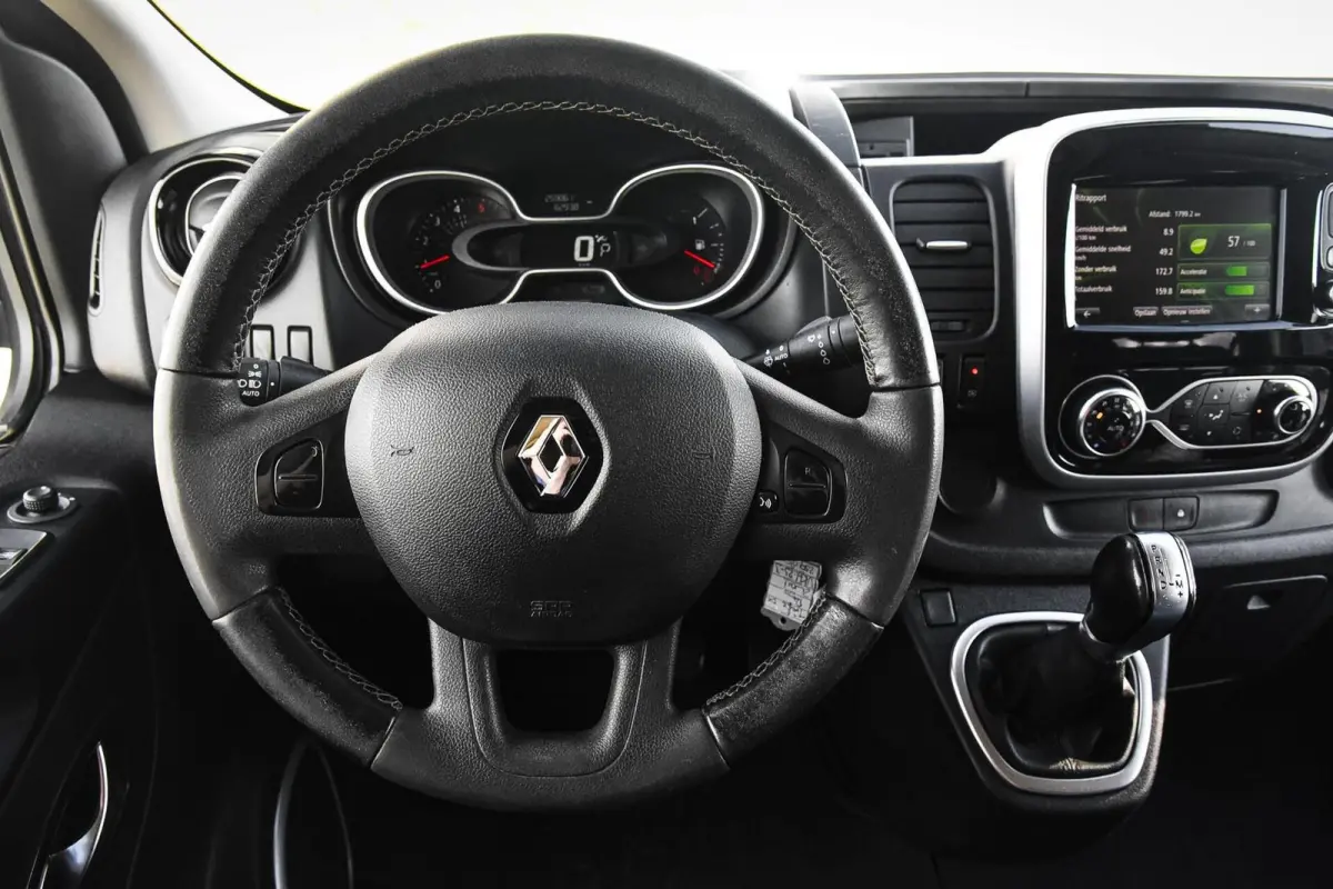 bestel 2.0 dCi 145 T29 L2H1 DC Luxe
