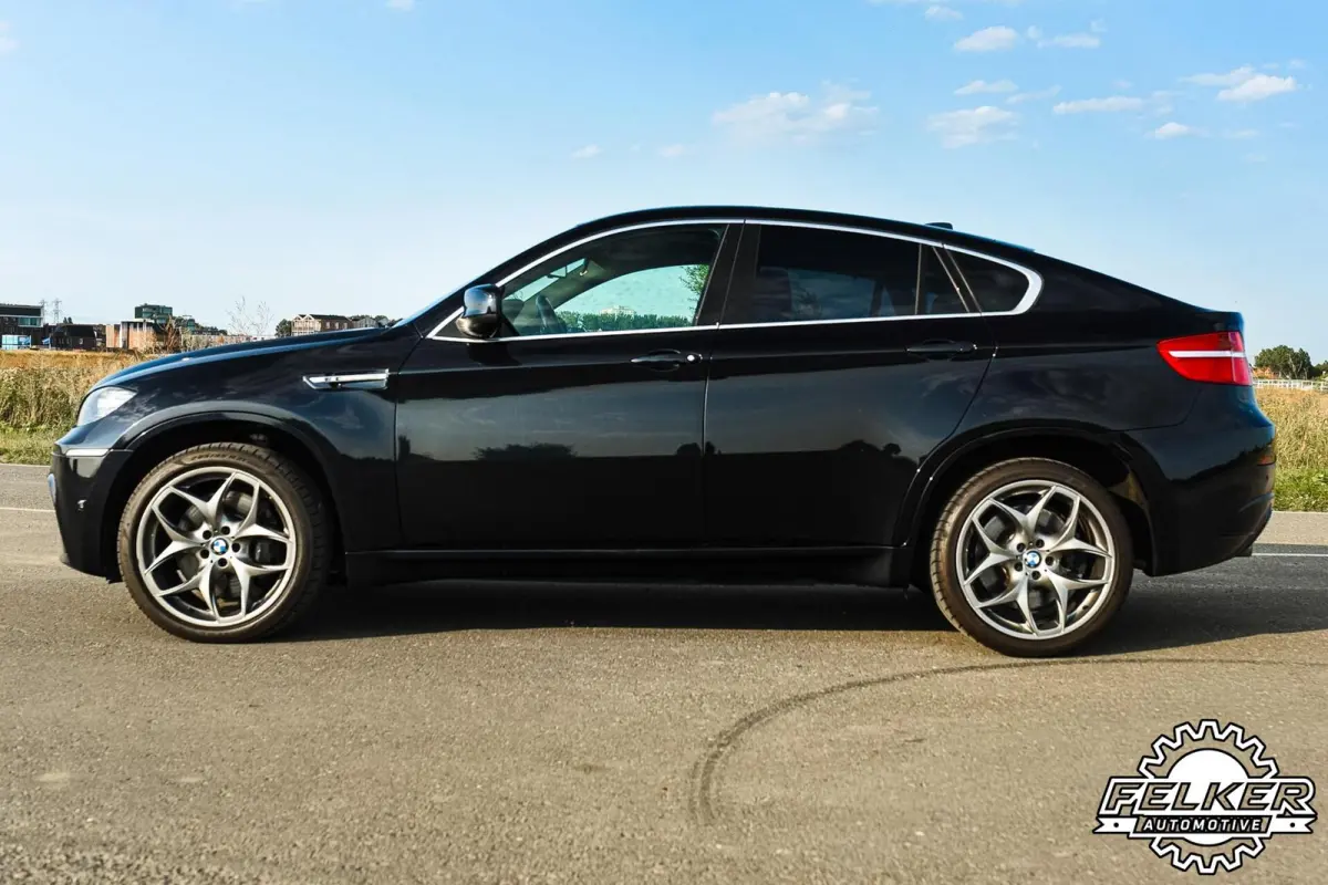 M 4.4 V8 555PK LCI | Pano | Soft-Close | Standkachel
