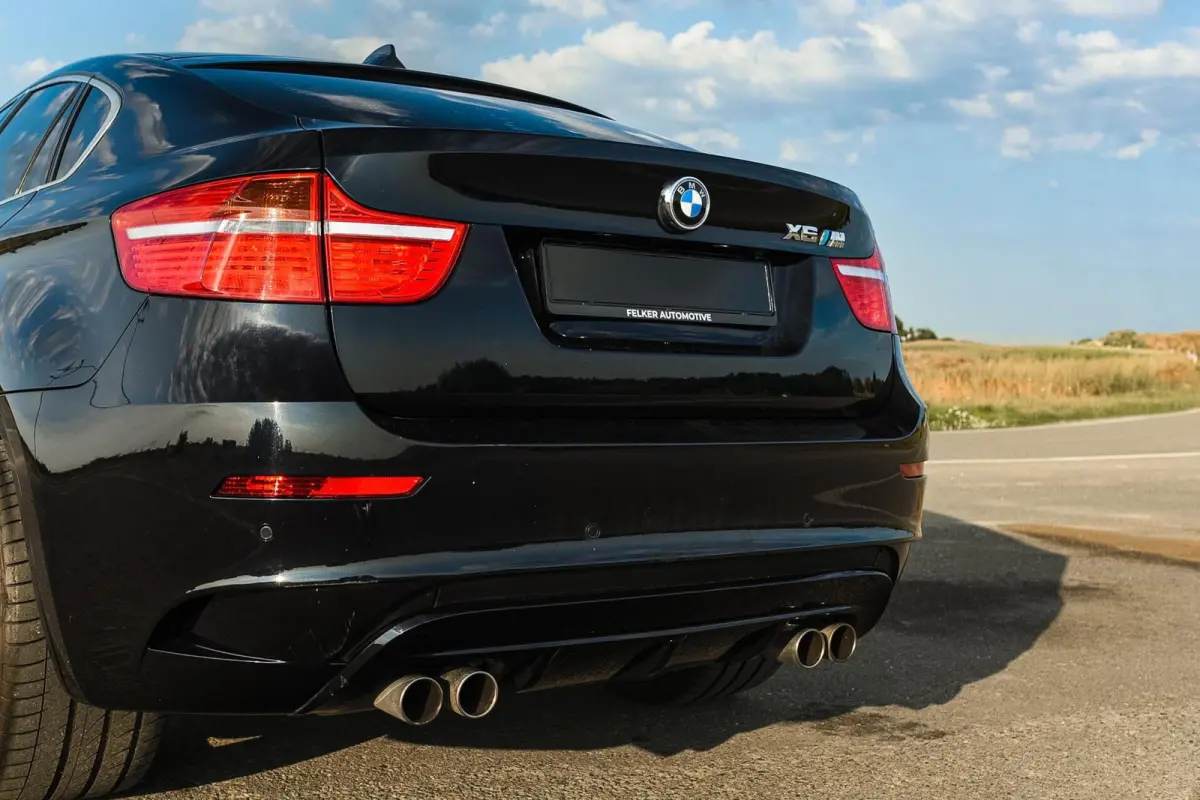 M 4.4 V8 555PK LCI | Pano | Soft-Close | Standkachel