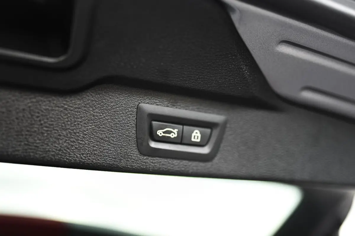 40e M Sport Pano HUD Harman Kardon Trekhaak 360° LED