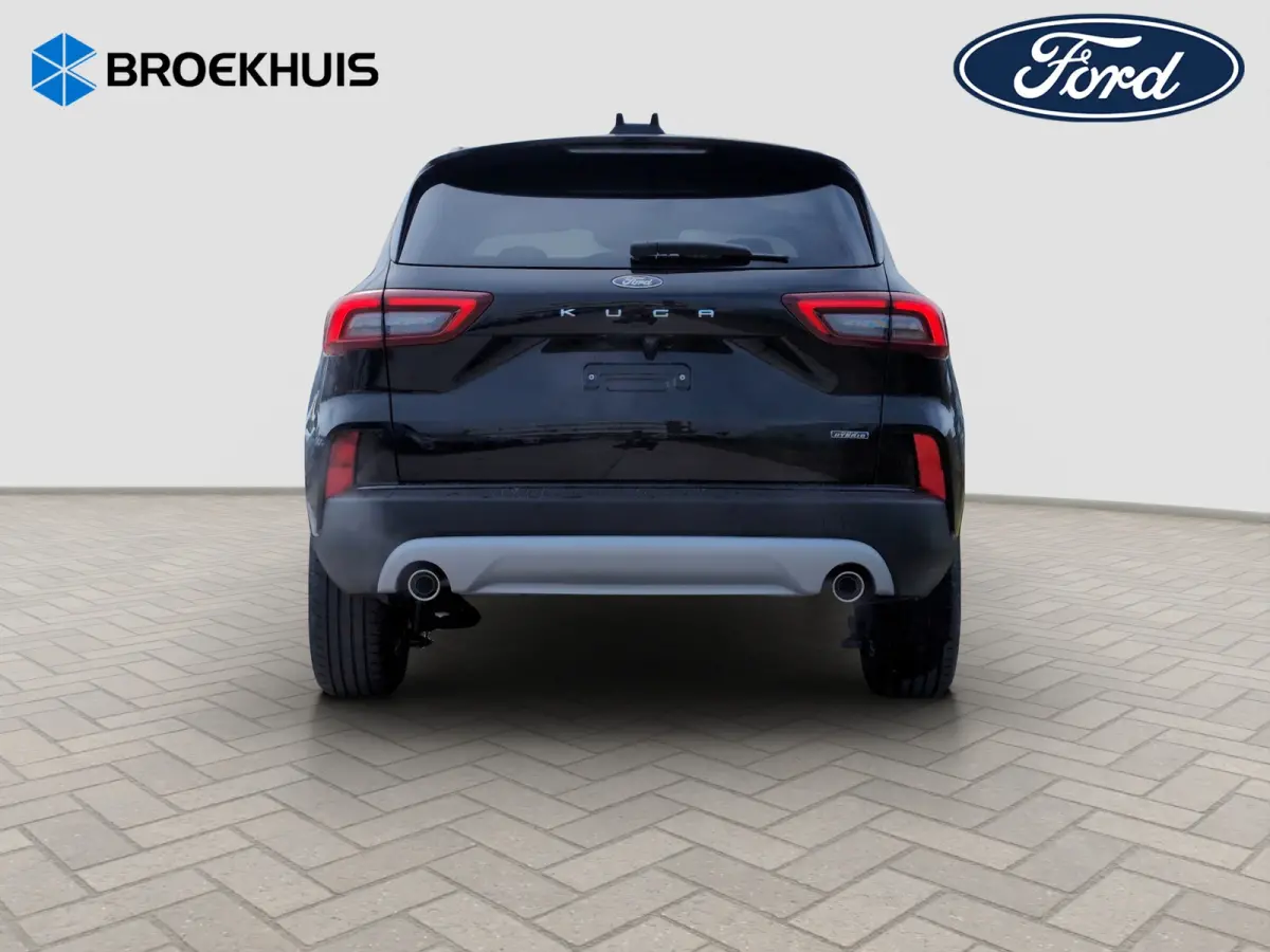 2.5 PHEV Titanium | Achterbank verwarmd | Achteruitrijcamera | All Weather banden