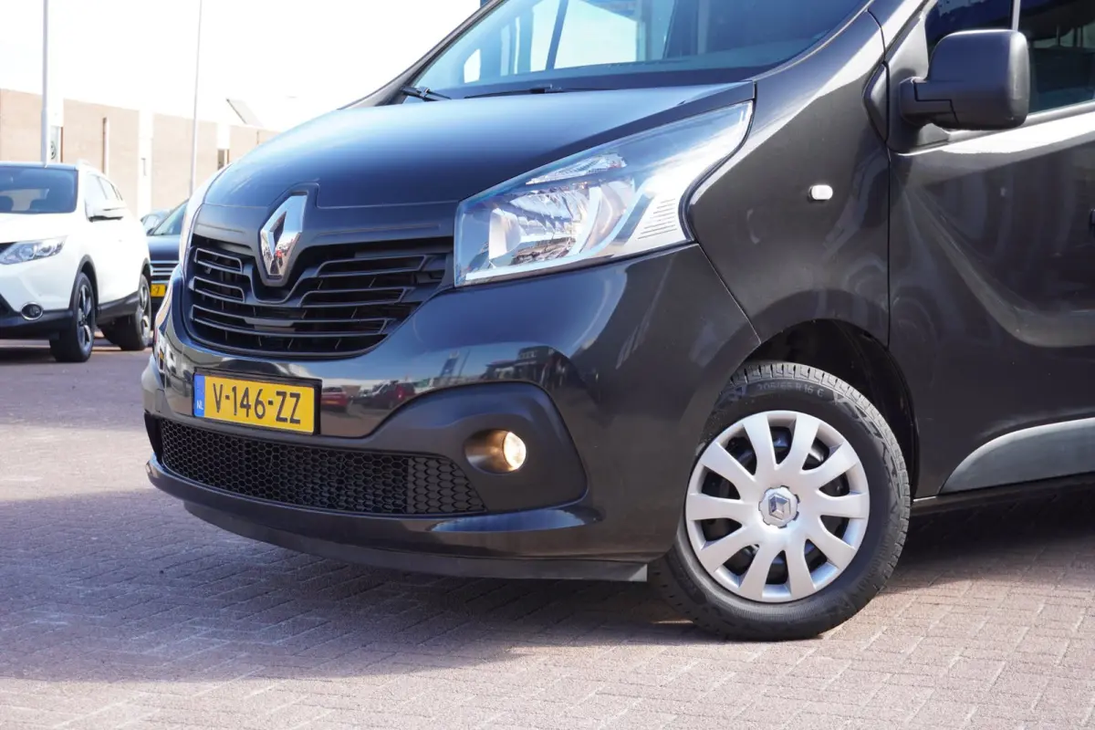 1.6 dCi T27 L1H1 Work Edition Energy | 3 Zitter | 95.000KM | Airco | Navigatie | Zwart | 2019 | Inruil mogelijk