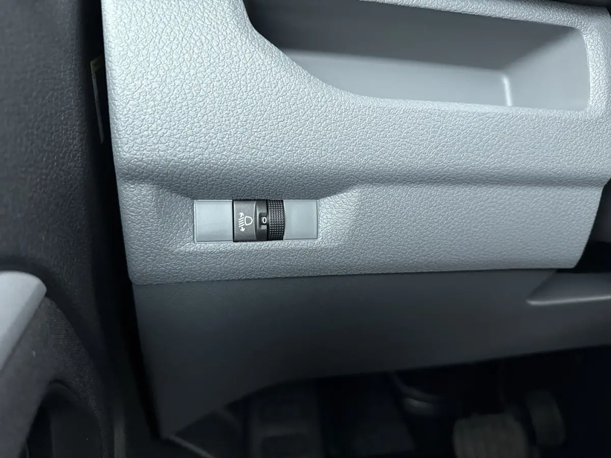 e-Scudo L3H1 50kWh BLACK EDITION | Achterdeuren met ruiten | Airco | Metaalkleur