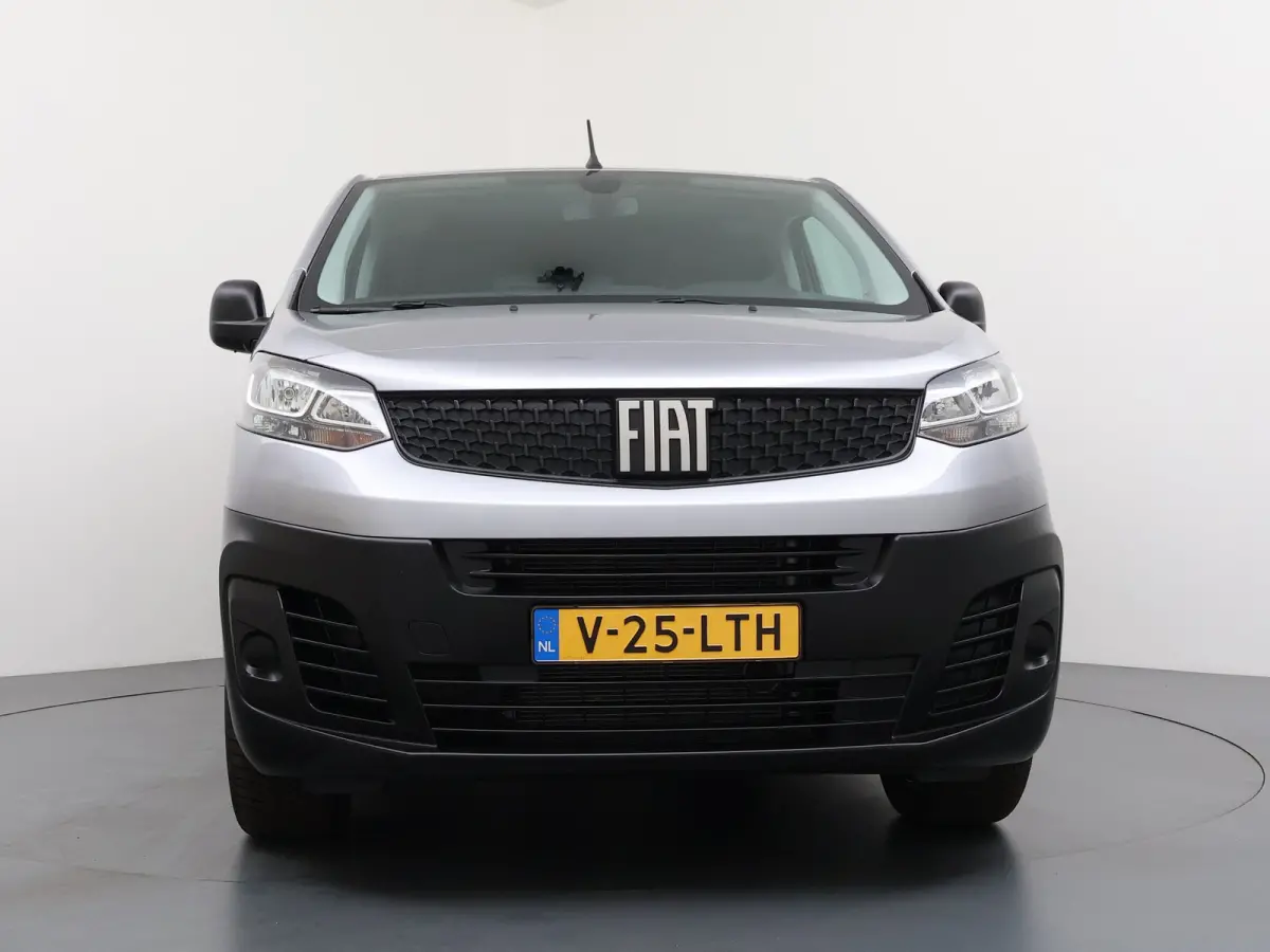 e-Scudo L3H1 50kWh BLACK EDITION | Achterdeuren met ruiten | Airco | Metaalkleur