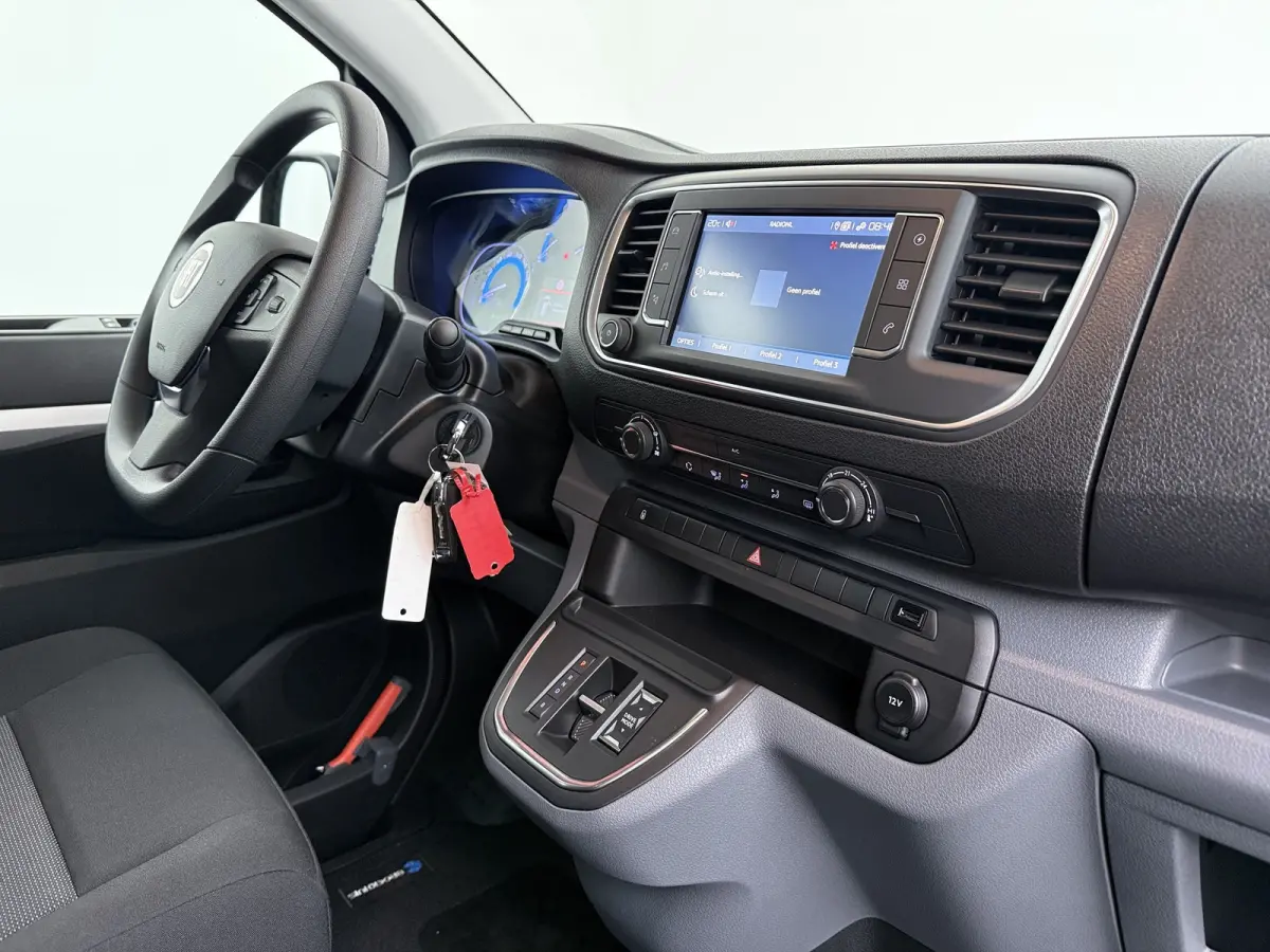 e-Scudo L3H1 50kWh BLACK EDITION | Achterdeuren met ruiten | Airco | Metaalkleur