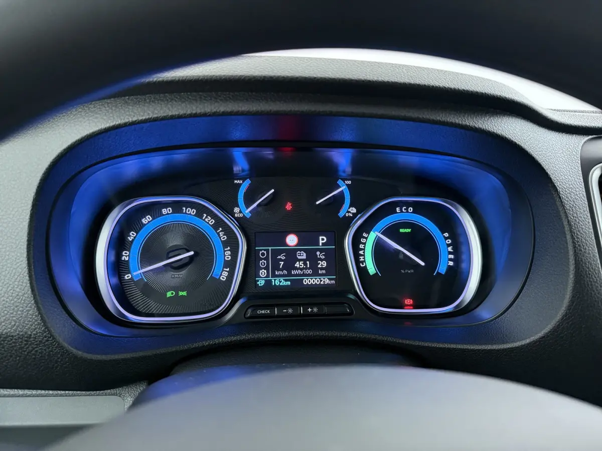 e-Scudo L3H1 50kWh BLACK EDITION | Achterdeuren met ruiten | Airco | Metaalkleur