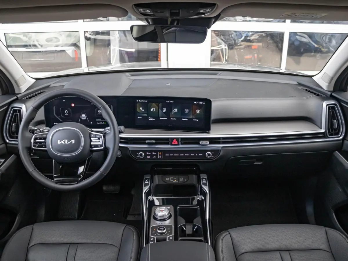 1.6 T-GDi Plug-in Hybrid 4WD DynamicPlusLine 7p | Actieprijs* | Bose | Schuifkanteldak | ZOMERDEAL | Navi. | Clima. | Adapt. Cruise. | Dodehoekassistentie | Panodak | Stoel&Stuur Verwarming
