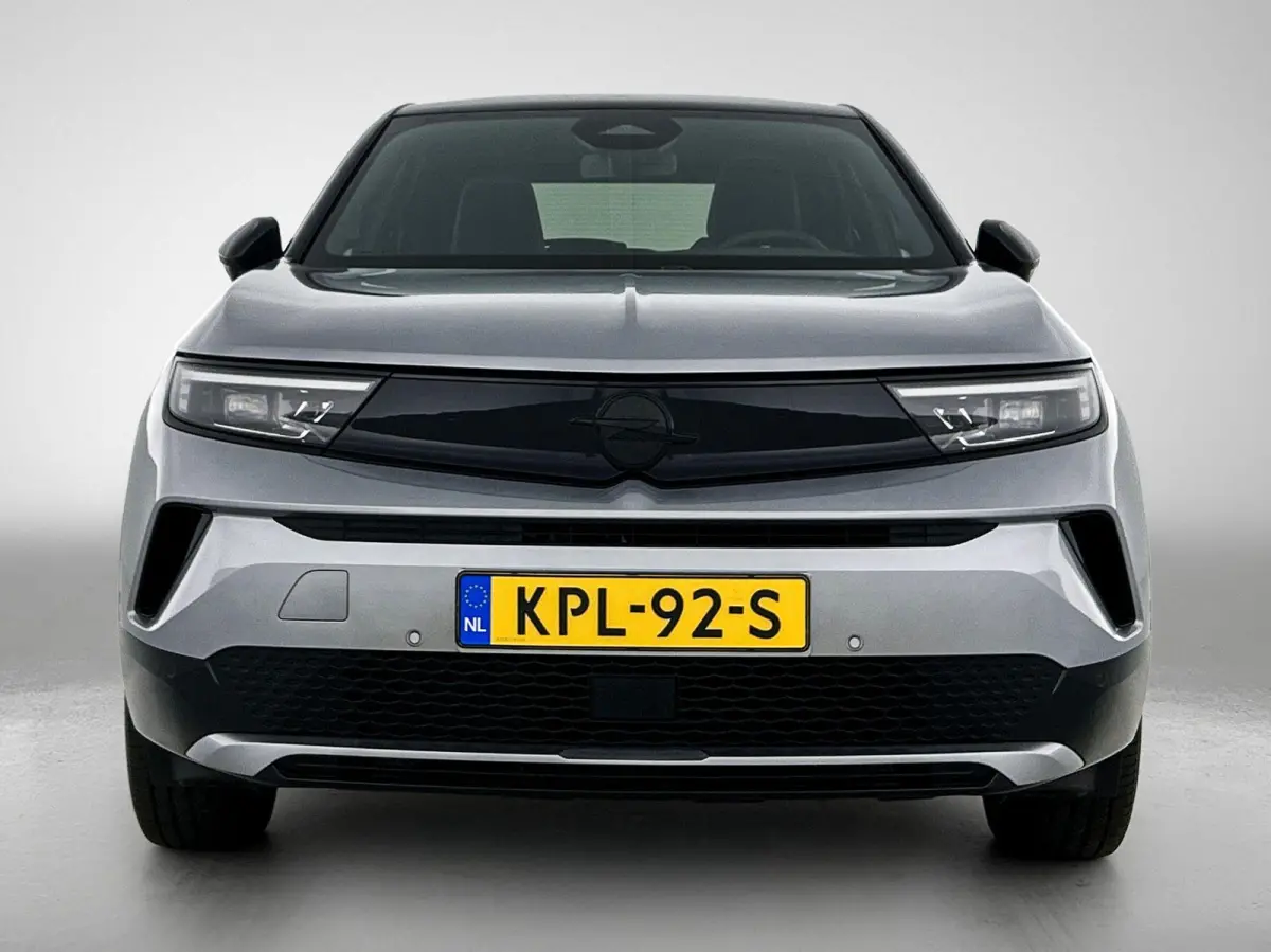 156pk GS 54 kWh Automaat | Navigatie | Climate Control | Accu 97% | Adaptieve Cruise Control | Camera | Dodehoekdetectie | LED | 17"LMV |