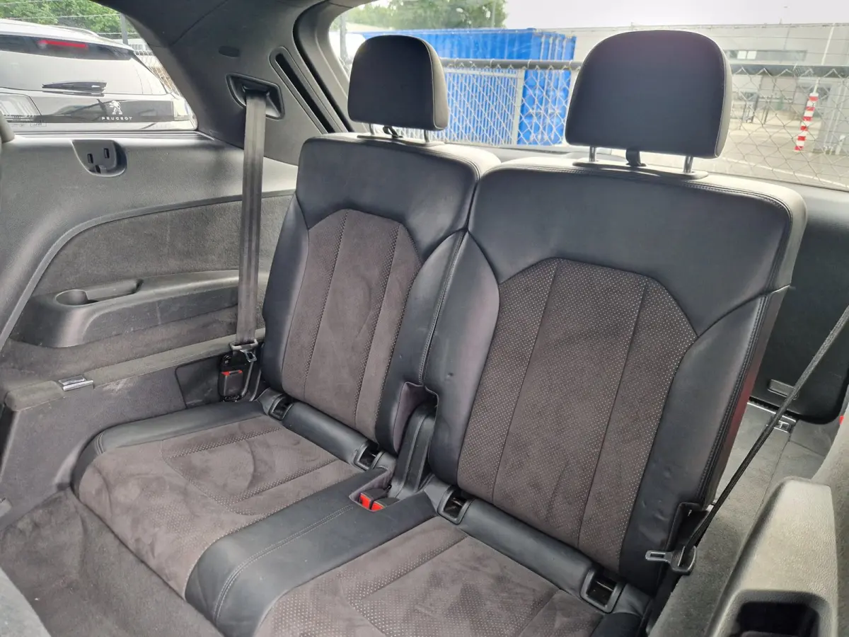 3.0 TDI Quattro 272PK Pro Line + 7p /SQ7 /Virtual /ACC /Pano