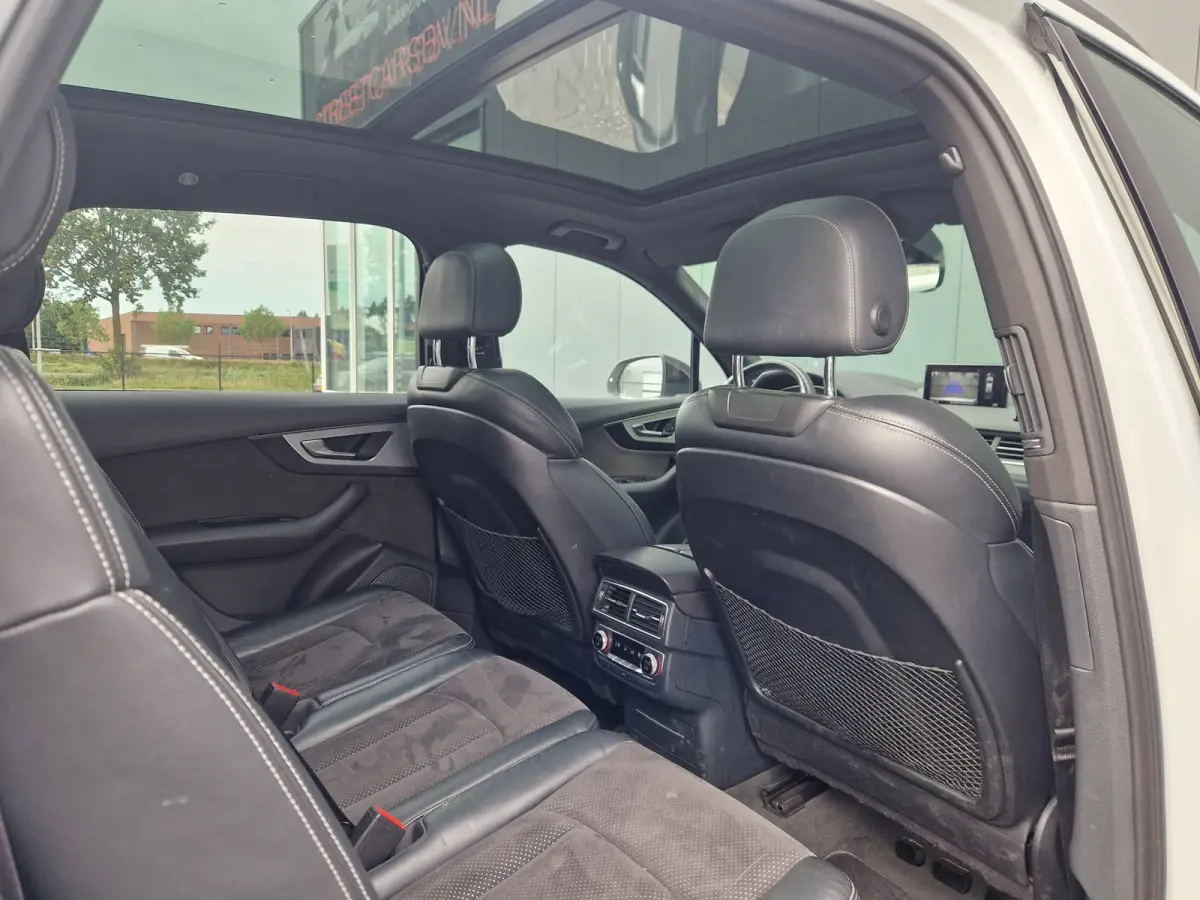 3.0 TDI Quattro 272PK Pro Line + 7p /SQ7 /Virtual /ACC /Pano