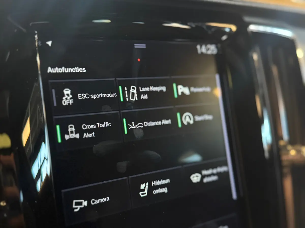 T6 Polestar l 360 camera l HUD l Luchtvering l Bowers l Memory