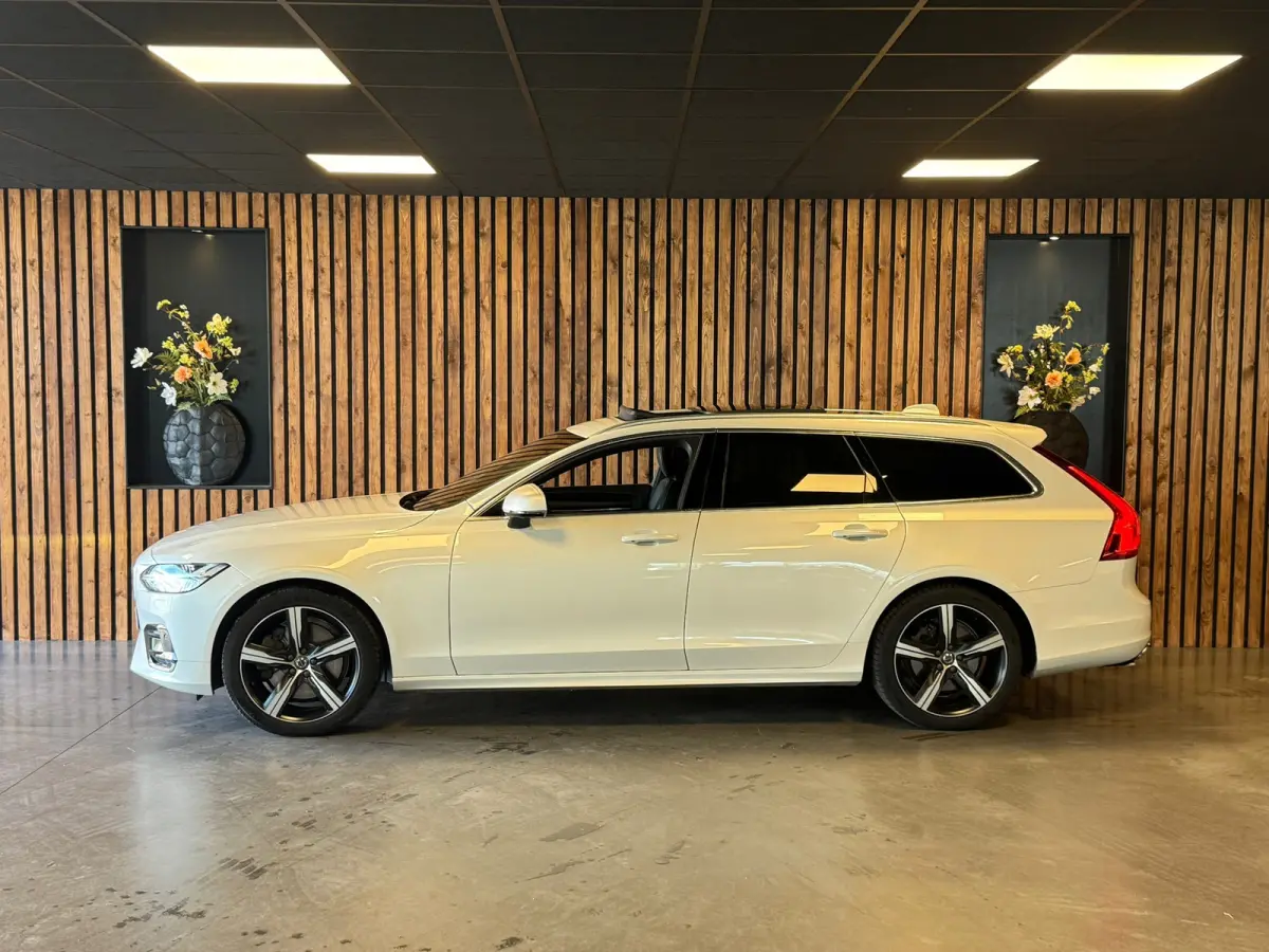 T6 Polestar l 360 camera l HUD l Luchtvering l Bowers l Memory
