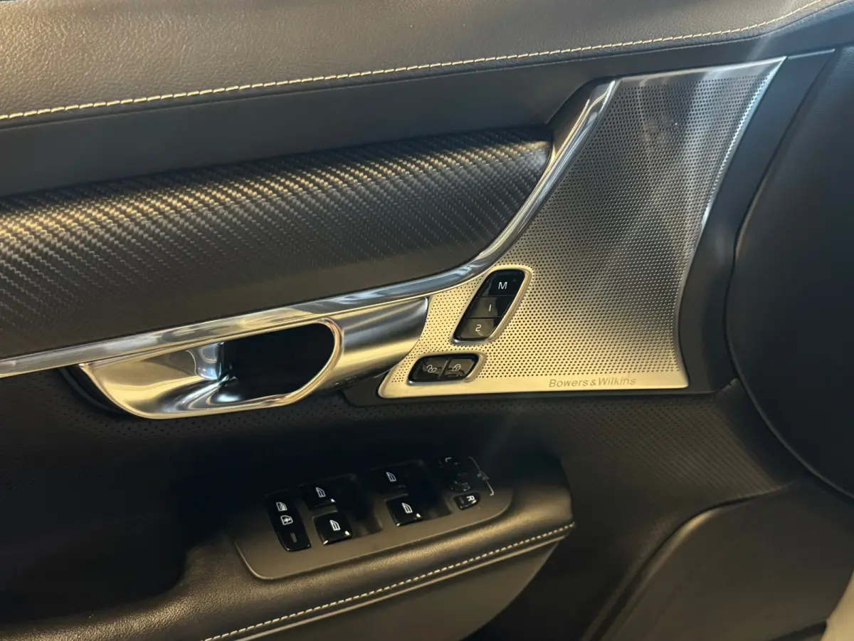 T6 Polestar l 360 camera l HUD l Luchtvering l Bowers l Memory