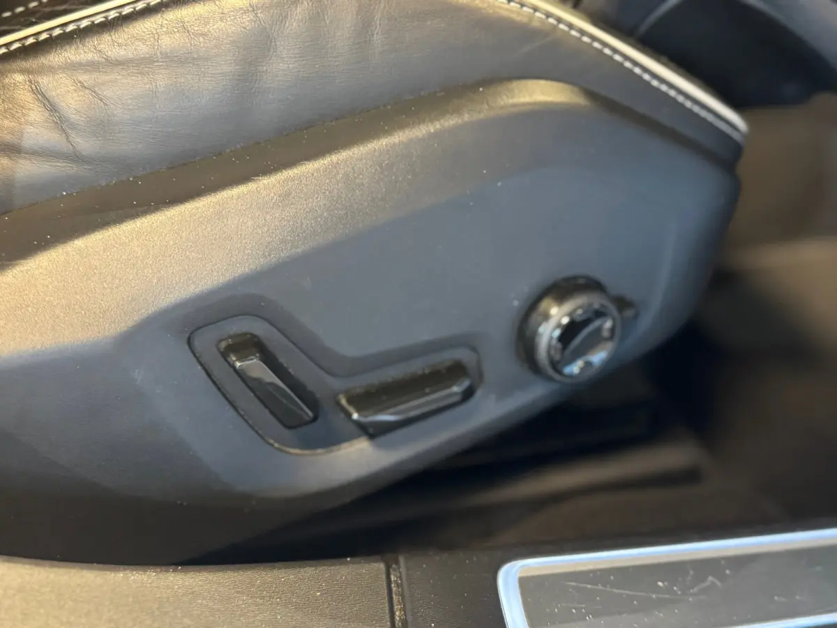 T6 Polestar l 360 camera l HUD l Luchtvering l Bowers l Memory