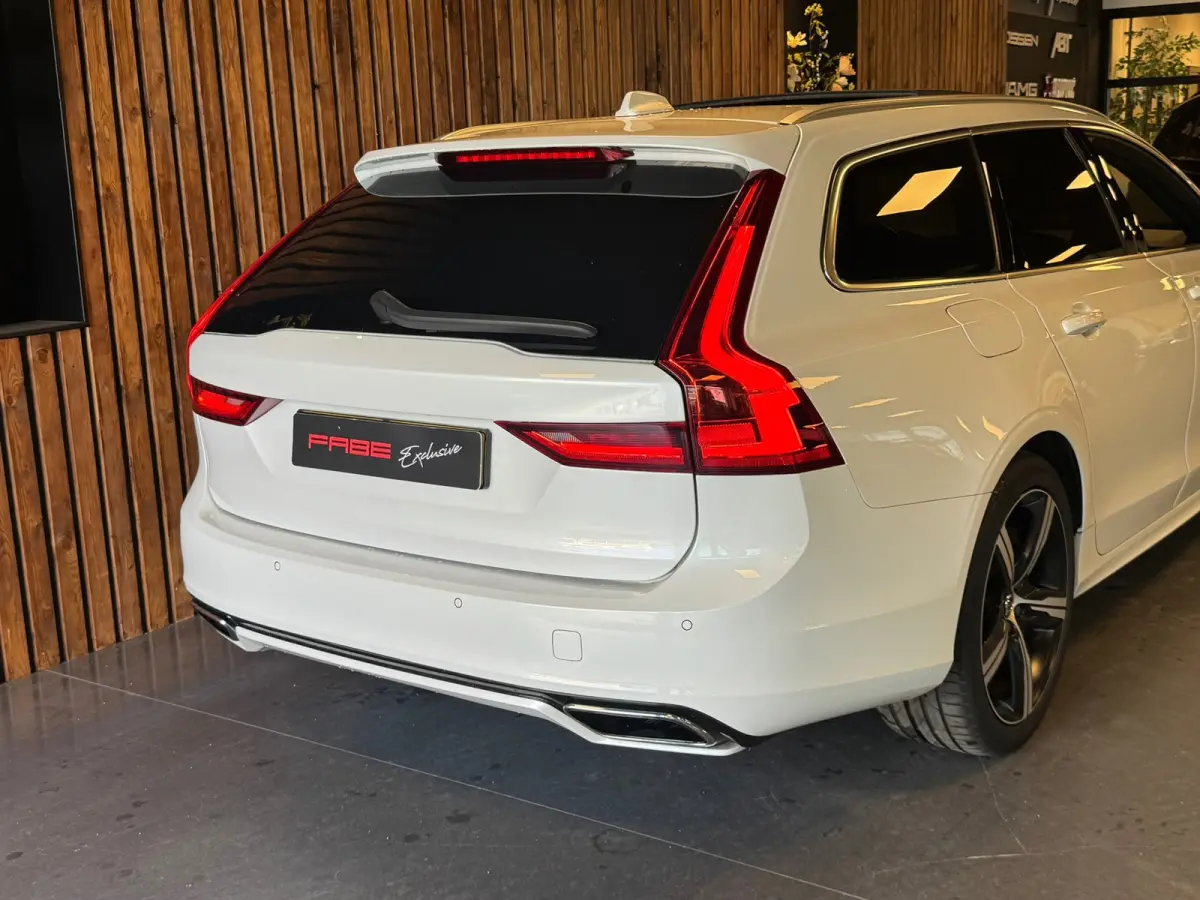 T6 Polestar l 360 camera l HUD l Luchtvering l Bowers l Memory