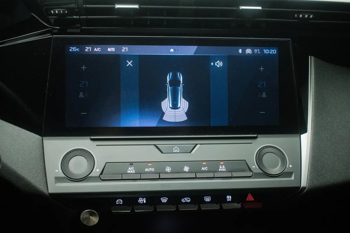 1.2 PureTech Business Edition Automaat NL-auto [ Full LED I-Cockpit Carplay Parkeersensoren Navigatie Full Map ]