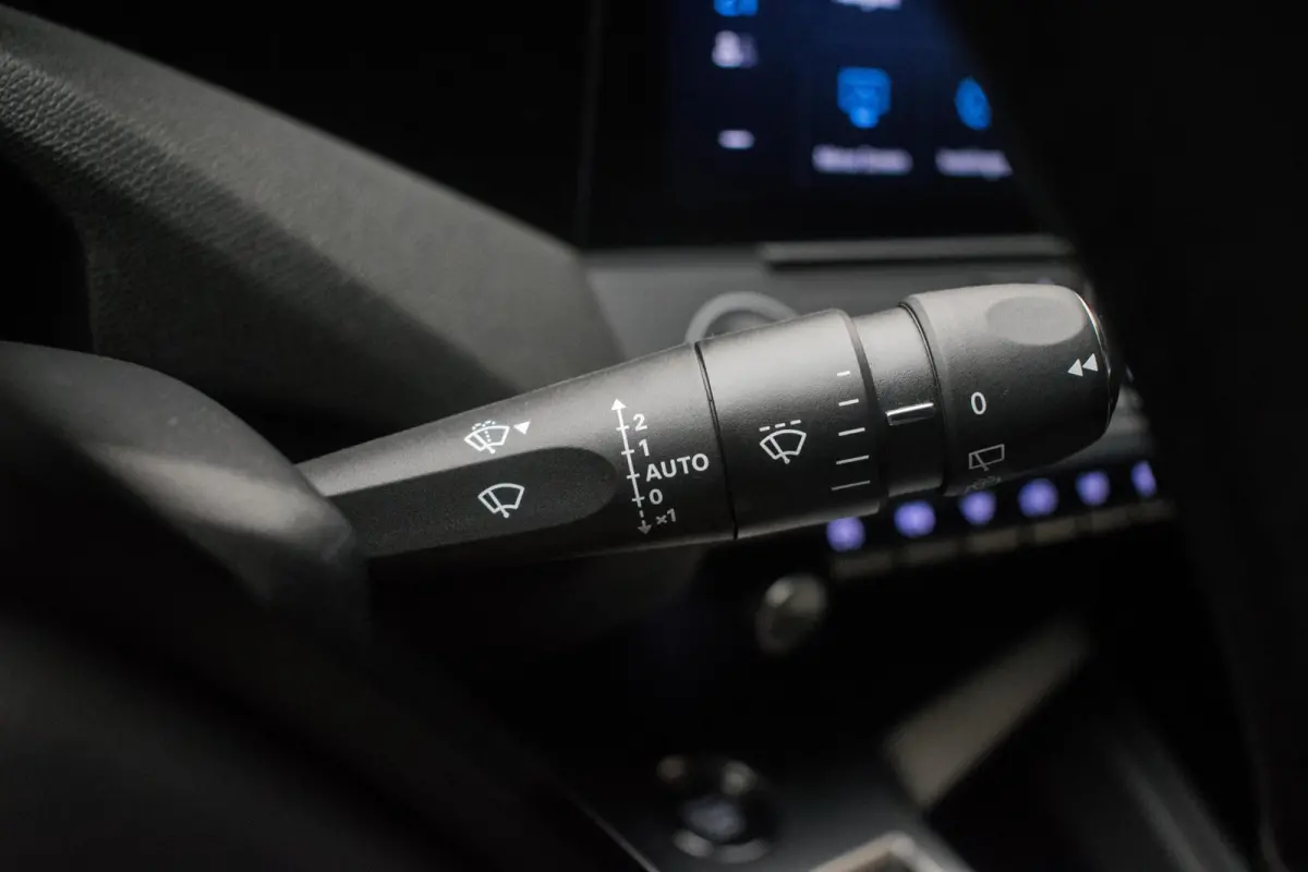 1.2 PureTech Business Edition Automaat NL-auto [ Full LED I-Cockpit Carplay Parkeersensoren Navigatie Full Map ]