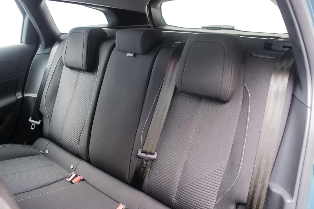 1.2 PureTech Business Edition Automaat NL-auto [ Full LED I-Cockpit Carplay Parkeersensoren Navigatie Full Map ]