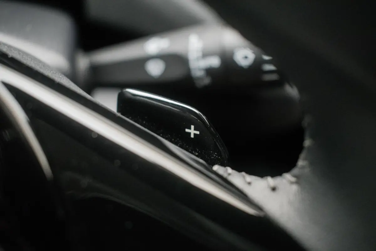 1.2 PureTech Business Edition Automaat NL-auto [ Full LED I-Cockpit Carplay Parkeersensoren Navigatie Full Map ]