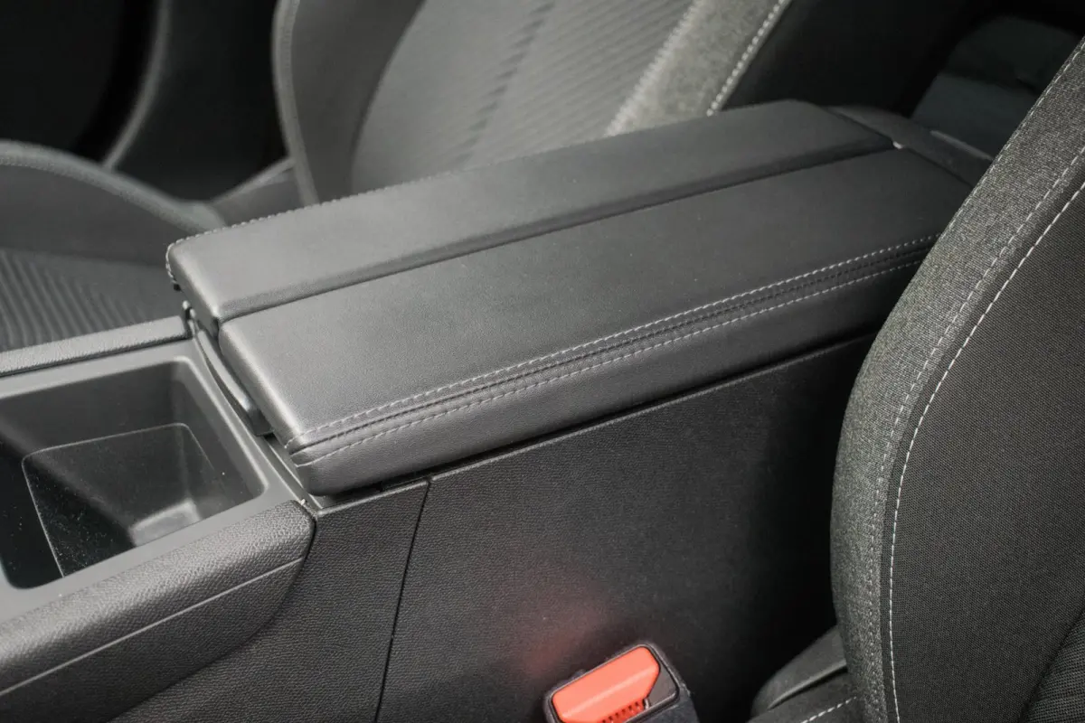 1.2 PureTech Business Edition Automaat NL-auto [ Full LED I-Cockpit Carplay Parkeersensoren Navigatie Full Map ]