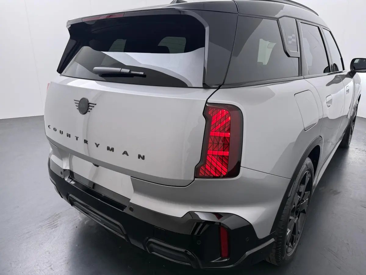 E John Cooper Works | Pakket L